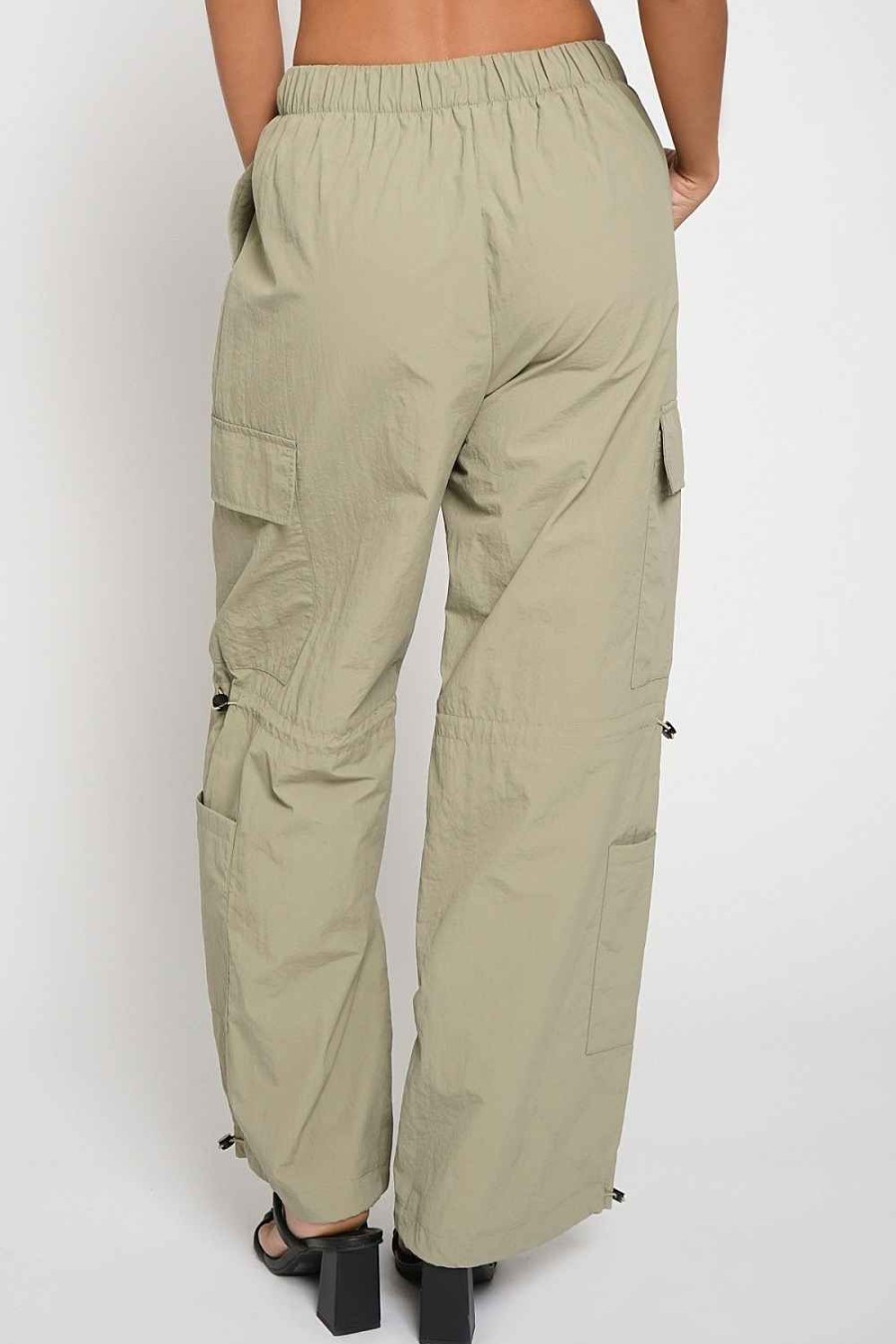 Women Sans Souci Pants | Nylon Cargo Pants With Stoppers