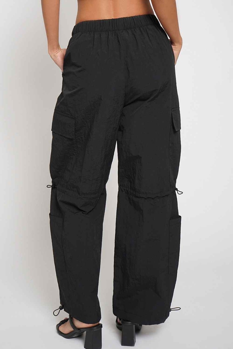 Women Sans Souci Pants | Nylon Cargo Pants With Stoppers