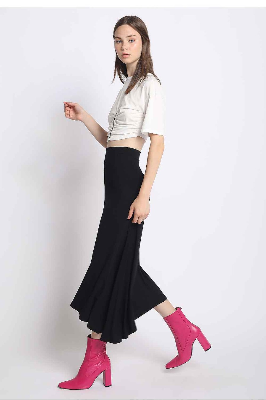 Women Sans Souci High-Waisted | Front Slit Midi Skirt Black