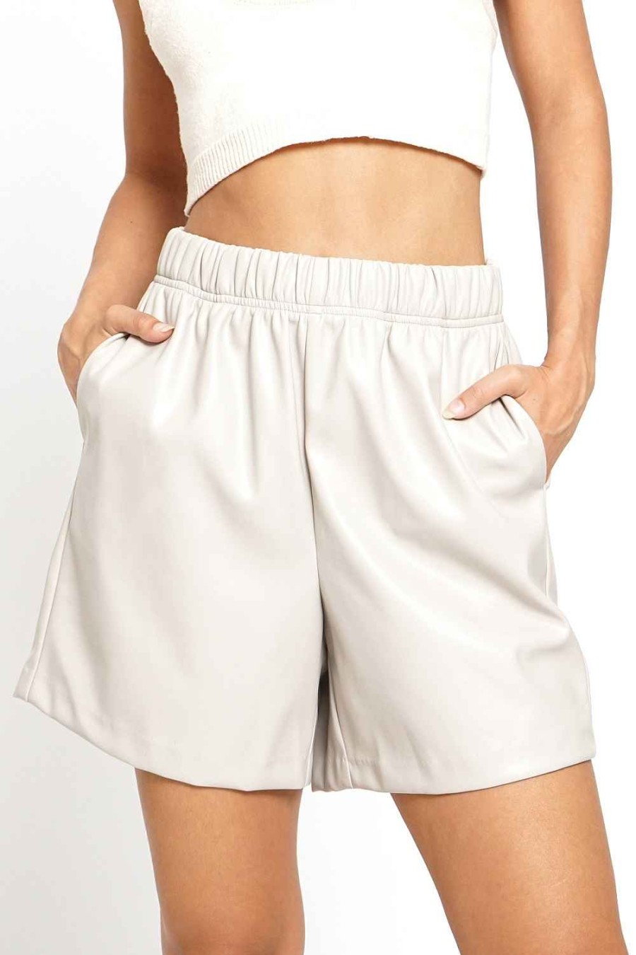 Women Sans Souci Shorts | Pu Pull On Shorts