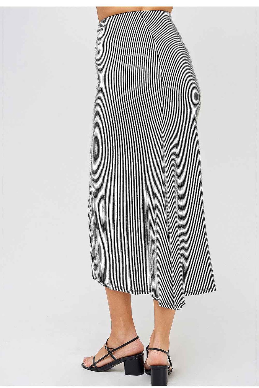 Women Sans Souci Skirts | Ruched Slub Skirt White Black